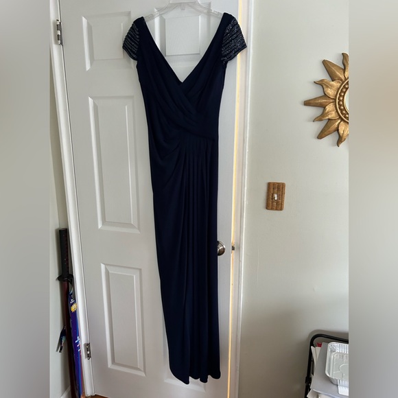 Badgley Mischka Navy blue jersey knit gown. - Picture 2 of 3